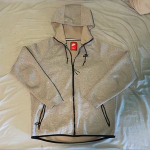 Nike Tech Fleece Hoodie Zip-Up Size Large